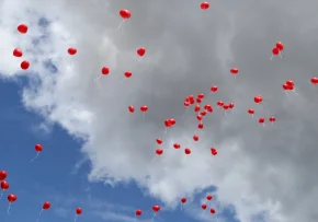 Luftballons Herzen | Foto: Sandra Hirschke / fundus-medien.de